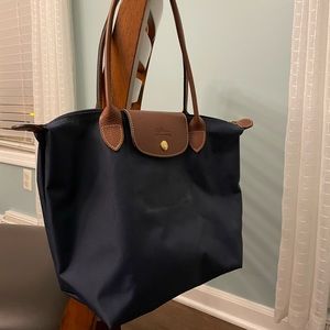 Longchamp Le Pliage Medium Shoulder Tote in Navy